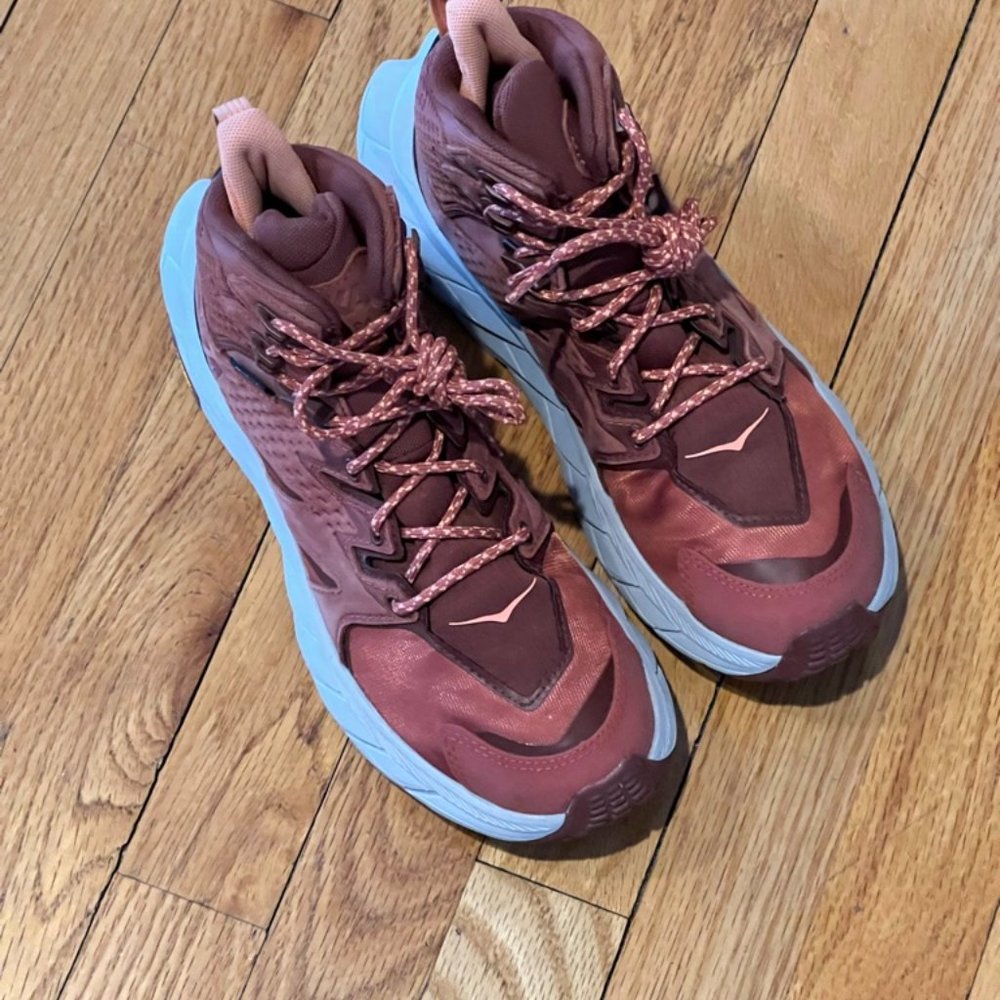 Never Worn HOKAs